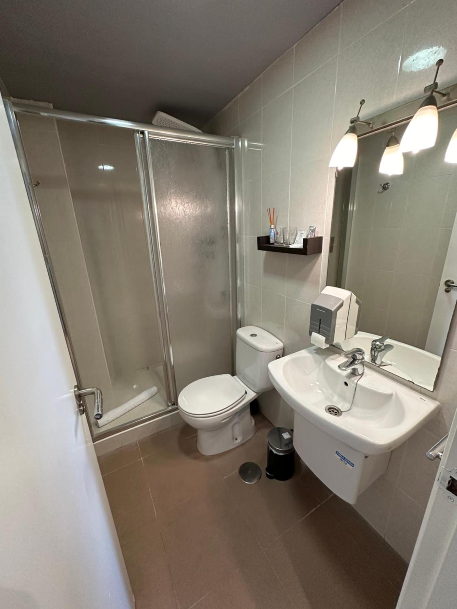 Hostal Myd Pantano Pelayos de la Presa Εξωτερικό φωτογραφία